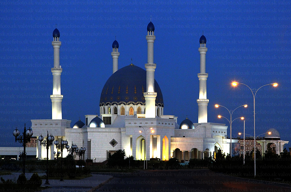 22 - mešita v meste Mari
