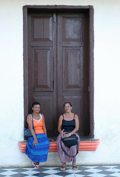 KUBA - Baracoa - Priateľky.jpg