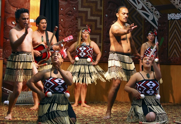 NOVÝ ZÉLAND - Maori.jpg