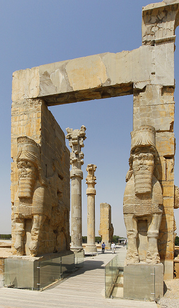 25. Persepolis - Brána národov